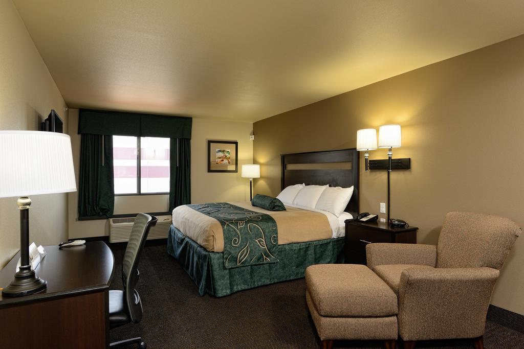 Travelodge By Wyndham Clinton Valley West Court מראה חיצוני תמונה